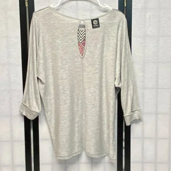 Bobeau Oversize Inset Print Front Keyhole Back Tunic Grey S Long Dolman Sleeve - Picture 6 of 13